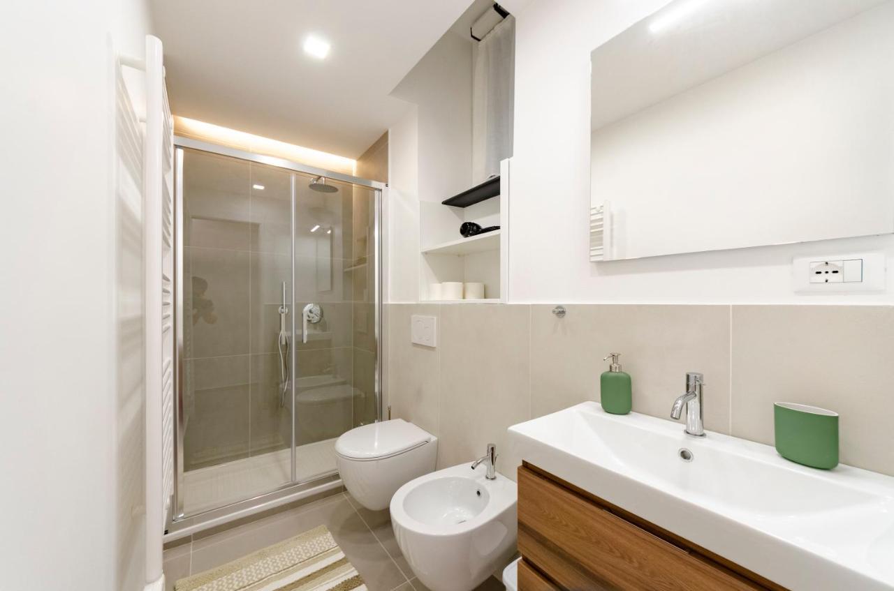 Joivy Bright Flat In The Perfect Centre Of Genoa Apartment Exterior photo